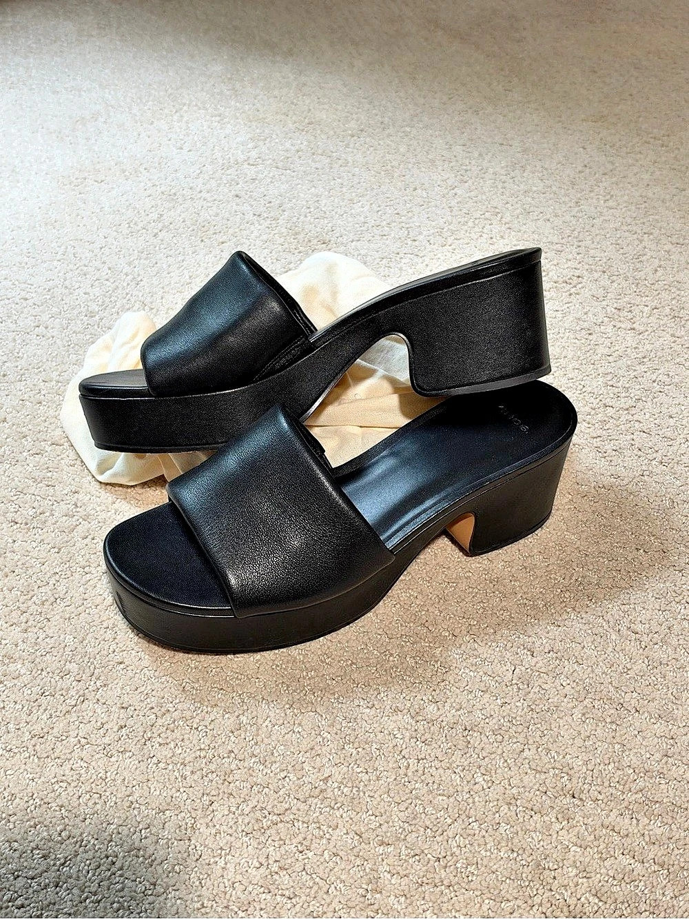 Vince- Black Margo Platform Sandals